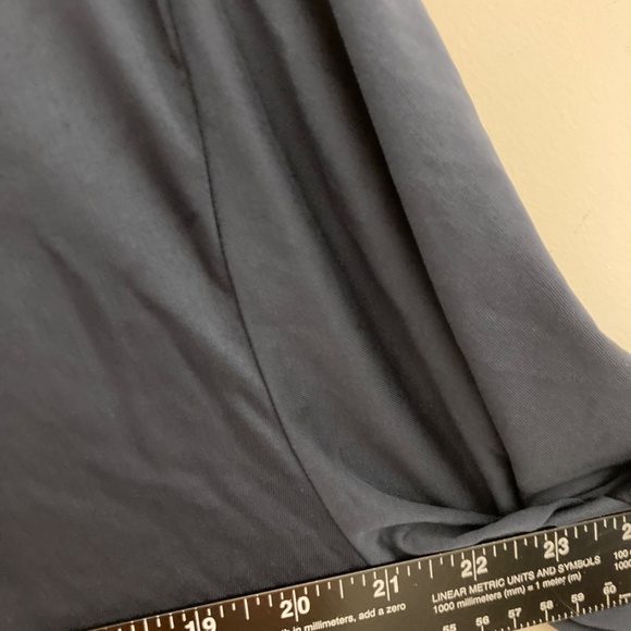 Hampton by Hilton polo shirt employee uniform style - Picture 7 of 8